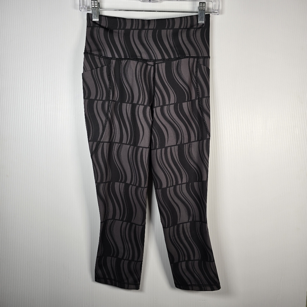 Ideology Women's Compression Geo- Print High-Rise Cropped Leggings Size XS Gr/Bl